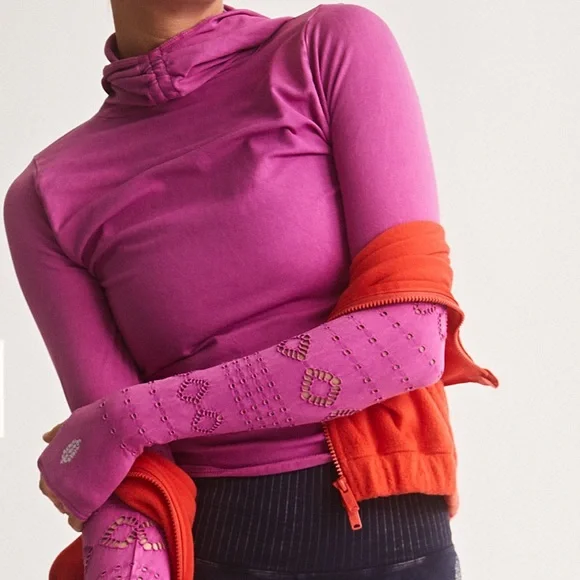 🌺Free people NWOT good karma l/s hoodie - Picture 6 of 10